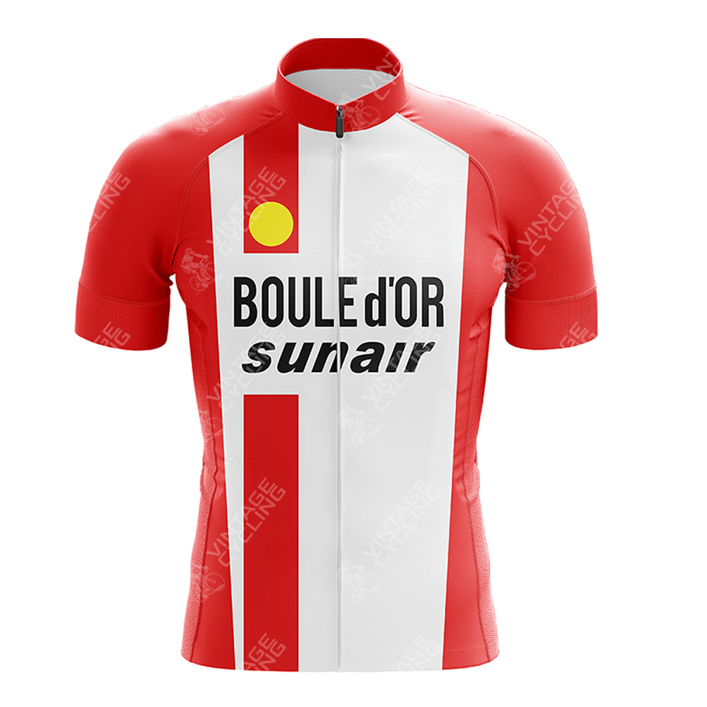 Retro cycling enthusiasts will love the SUPER Red Retro Short Sleeve Cycling Set. It features a front zipper, vertical stripes, a bold yellow circular logo, and Boule dOr alongside sunair in black letters on the front—perfect for completing your classic cycling collection.