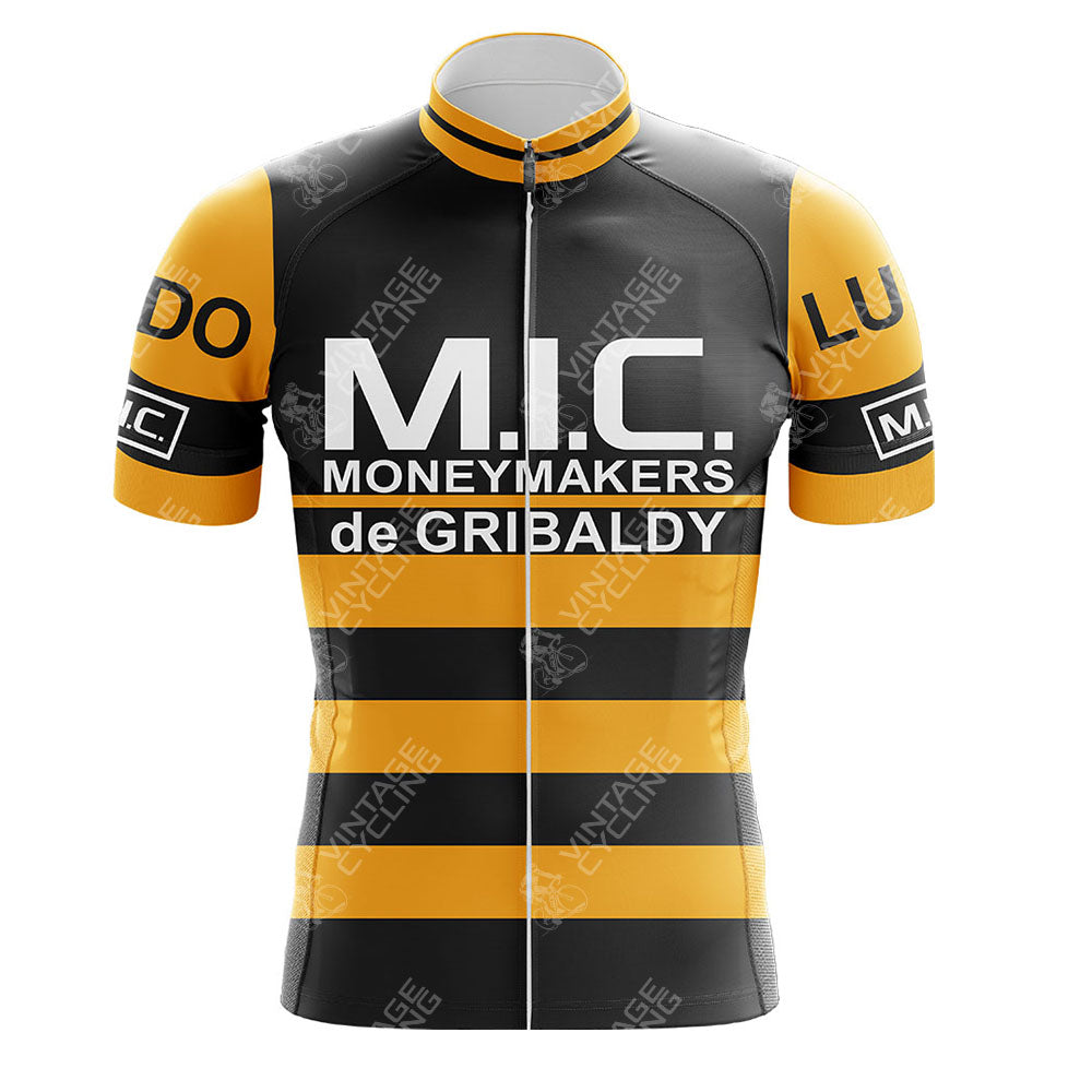 The MOLTENI ARCORE Retro Short Sleeve Cycling Set features classic black and yellow stripes, M.I.C. MONEYMAKERS de GRIBALDY on the chest, and LUDO on the sleeves—a timeless addition to any cycling kit.