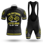 10th Mountain Division men’s short sleeve cycling set with bike graphic and “IM RETIRED GOING CYCLING IS MY JOB” text. Moisture-wicking jersey and bib shorts include yellow-striped accents and circular bike logos for comfort and style.