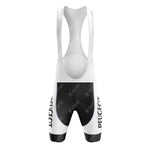 The white and black cycling bib shorts with the PEUGEOT logo offer a retro vibe, coordinating perfectly with the PEUGEOT White Black Retro Short Sleeve Cycling Set. A mesh back panel ensures optimal ventilation for an improved ride experience.