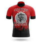 The U.S. Army Camouflage Short Sleeve Cycling Set is perfect customizable cycling gear, featuring a classic camo pattern ideal for your rides. Great for military enthusiasts and those seeking a bold, functional look.