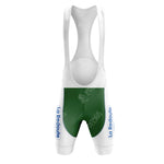 Embrace nostalgia with the LA REDOUTE Retro Short Sleeve Cycling Set, showcasing white and green bib shorts. The La Redoute branding graces the sides, while white straps harmonize with green shorts for a classic vintage look.