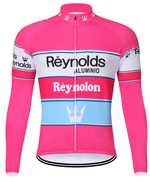 The Reynolds Aluminio Retro Cycling Jersey boasts long sleeves in a vintage pink, white, and light blue design. It features Reynolds ALUMINIO and Reynolon logos with a handy full-length front zipper, ideal for enthusiasts seeking retro flair. Available with a fleece option.