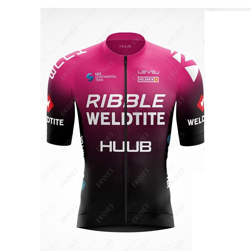 The Ribble Weldtite Huub Cycling Team Jersey Set features a pink-black gradient design, central zipper, and short sleeves with team logos. It pairs perfectly with bib shorts for a cohesive look.